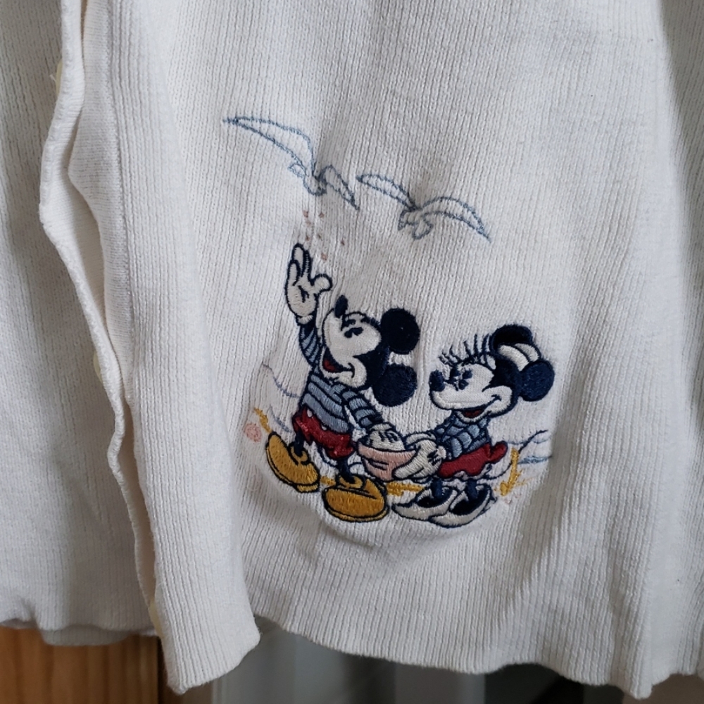 Disney store whitw cardigan - Picture 2 of 4